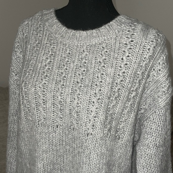 NWT Aerie Open Back Sweater 🤍 - Picture 4 of 14